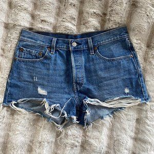 Levi's Women's Premium 501 Original Shorts - 28 - Medium Indigo